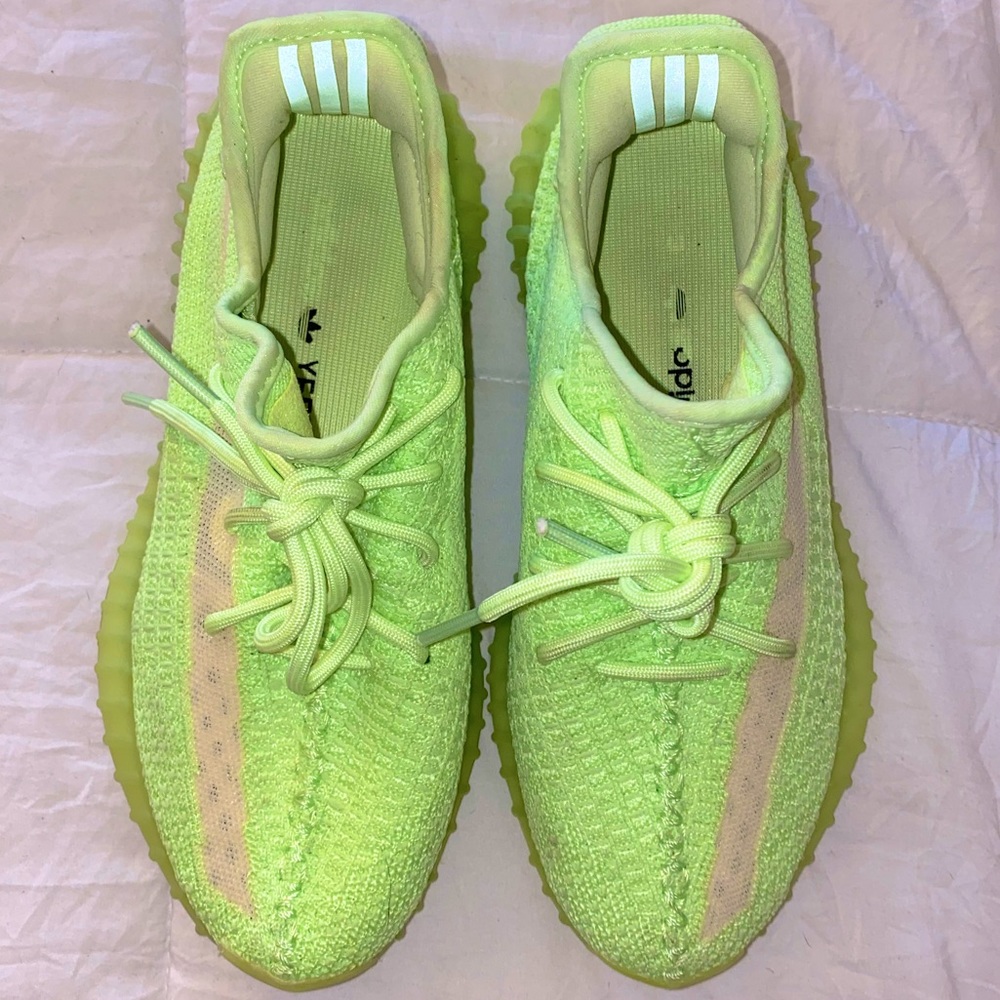 Yeezy Boost 350 V2 GID 'Glow'